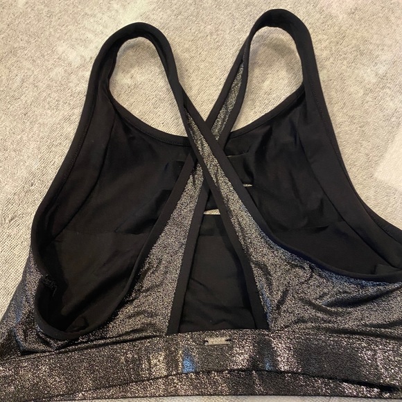 Like New Pink Victoria Secret Ultimate Sports Bra - Picture 6 of 8